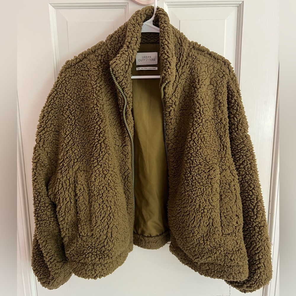 Urban Outfitters sherpa jacket size small dark green